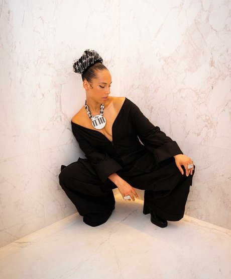Alicia Keys exclusive star photo