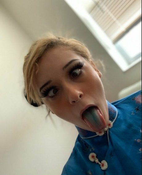asian solo onlyfans erotic image