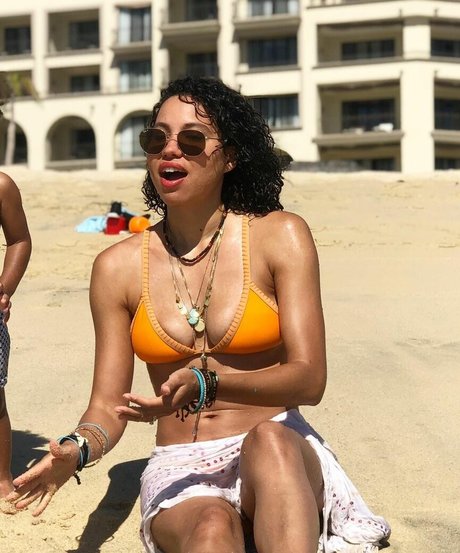 Jurnee Smollett beautiful model images