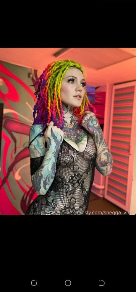 snegga vinni nudes model img