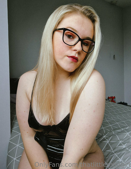Thatlittleminigirl pornstar adult photos