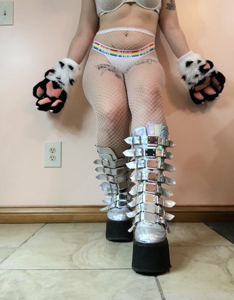 fox anatomy pornstar high quality image
