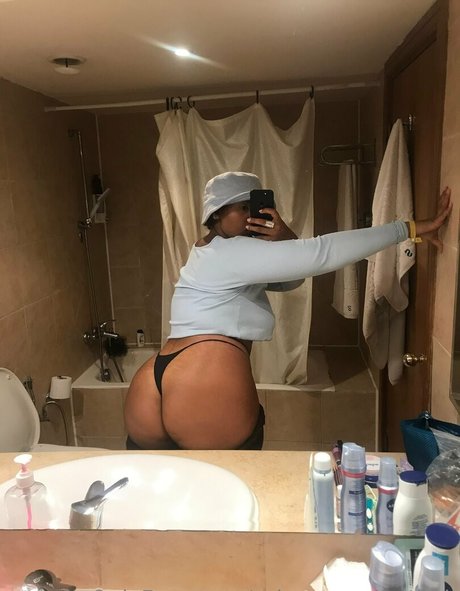 schuggamamabbb pornstar hot pics