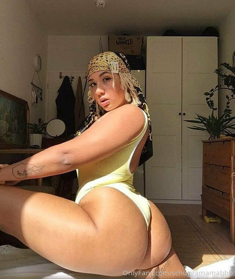 schuggamamabbb star sexy gallery