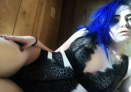 MollyRot pornstar naked images
