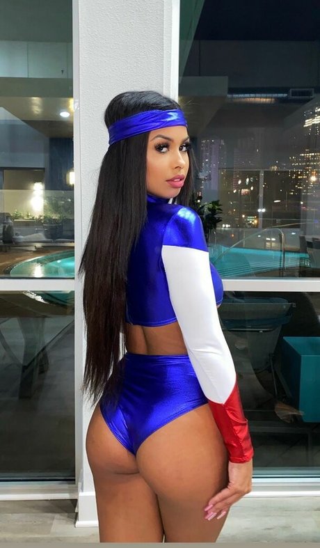 Amira Khalil porn model gallery