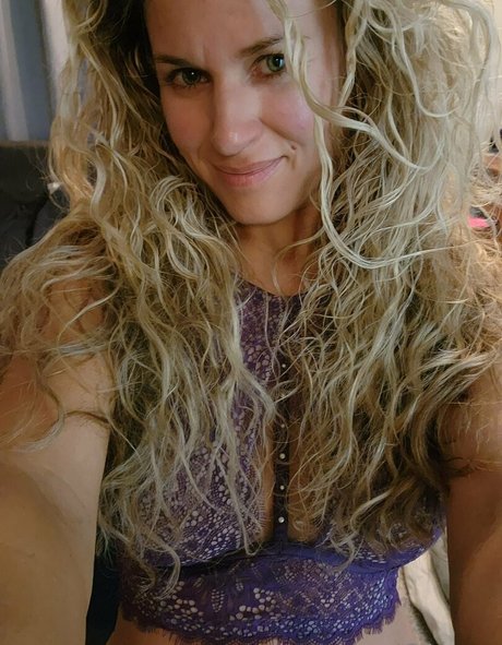 jaci james exclusive model pics