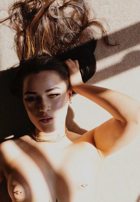 bby chanel model naked pic