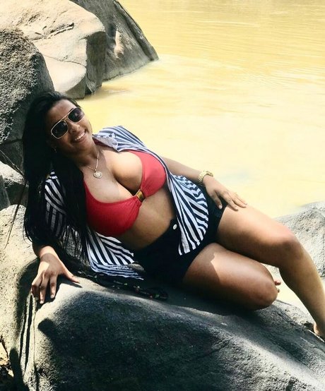 Dalila Silva Souza model sex img