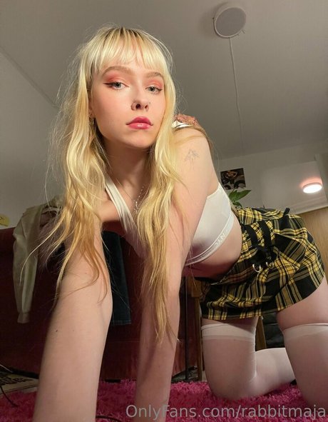 topless beach onlyfans hot sexy image