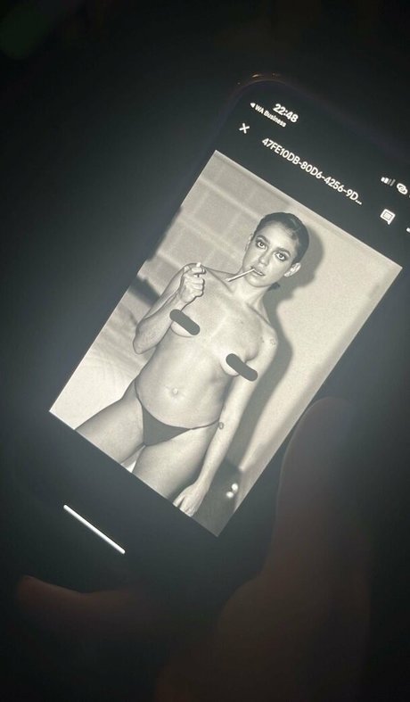 Valentina Bandeira pornographic model photos