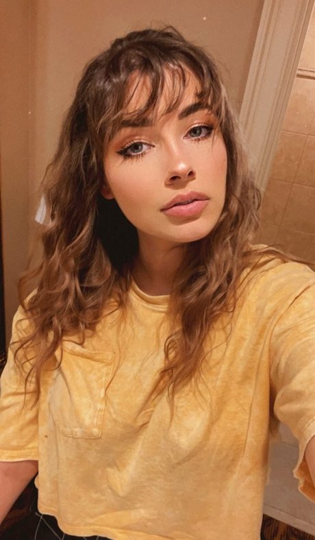 Justseum pornstar exclusive pictures