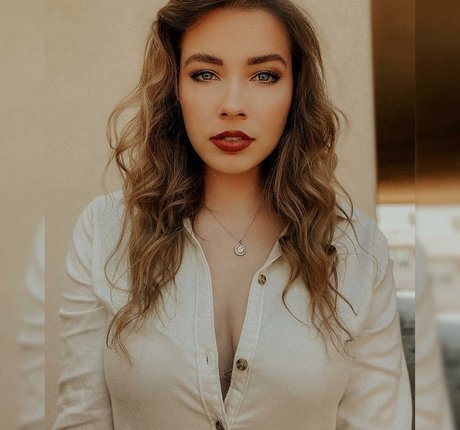 Justseum porn star pic
