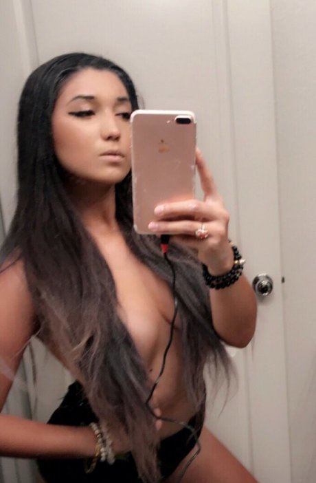 SukeshaRay nice pornstar img