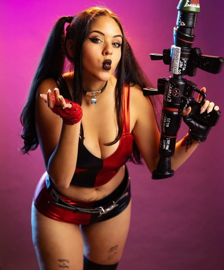 SnarkyJayCosplay beautiful model photos