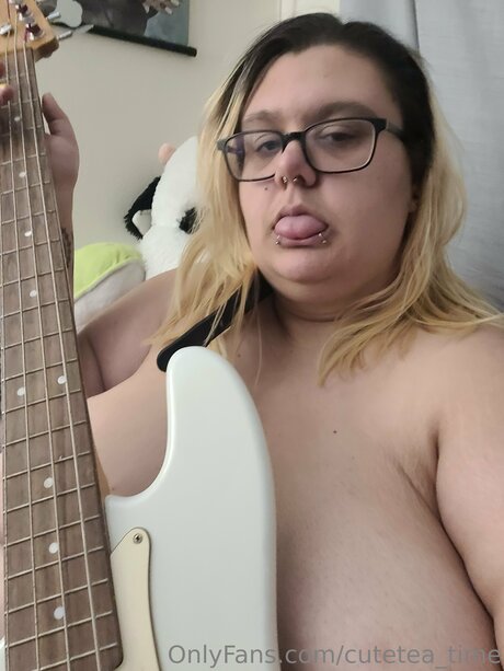 Cutetea Time sexy pornstar picture