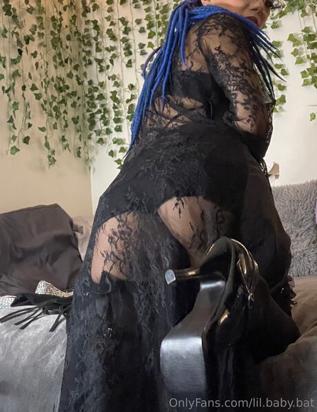 Lil Baby Bat pornstar exclusive images
