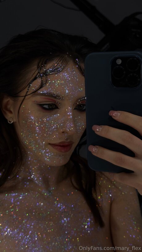 Mary Flex star beautiful img