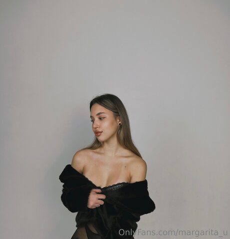 Ksenia A profile image
