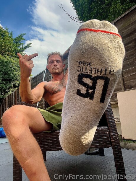 Joeyflex69 model porn images