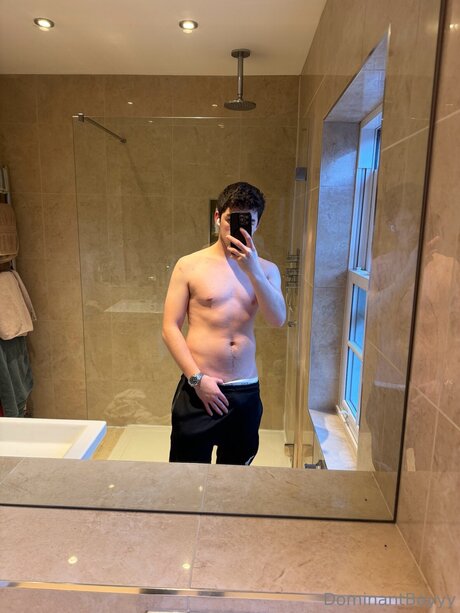 Dominantboyyy naked pornstar gallery