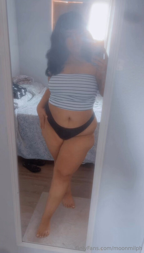 Moonmilph star naked pics