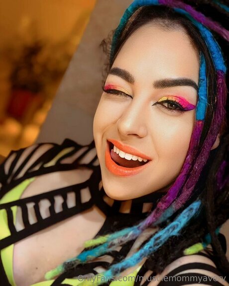 Queenmuscleavery sex star pics