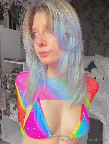 My Blushy Kittn Free nude star picture