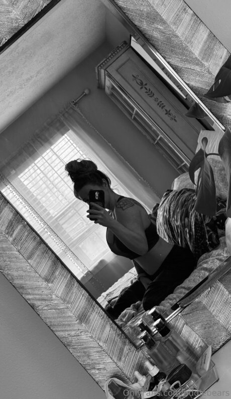 Addiebears erotic model pics