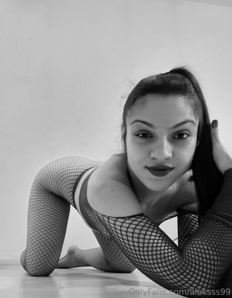 Aleksss99 pretty model pics