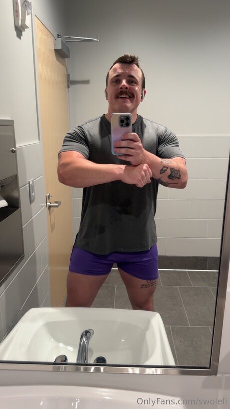 Swoleli art star img