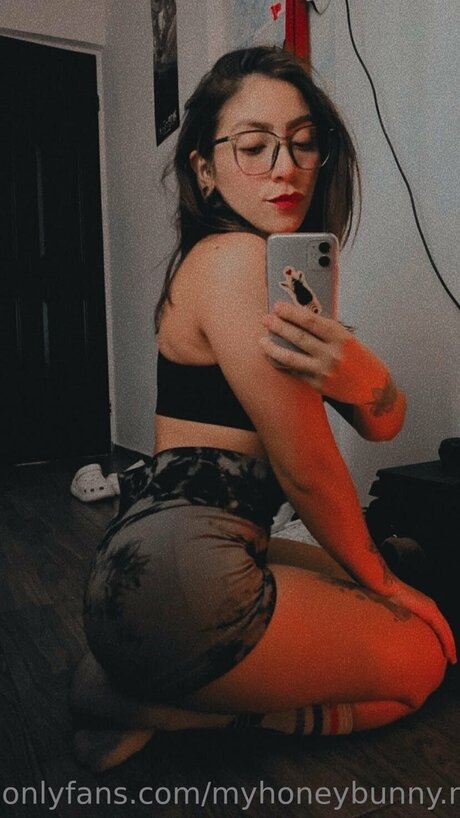 Myhoneybunny Mx porn star galleries