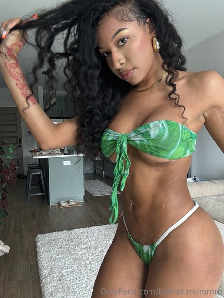 Lightskinkimmm pornstar free photos