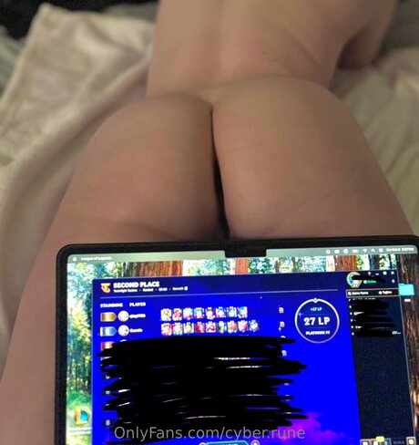 Cyber Rune model erotic photo