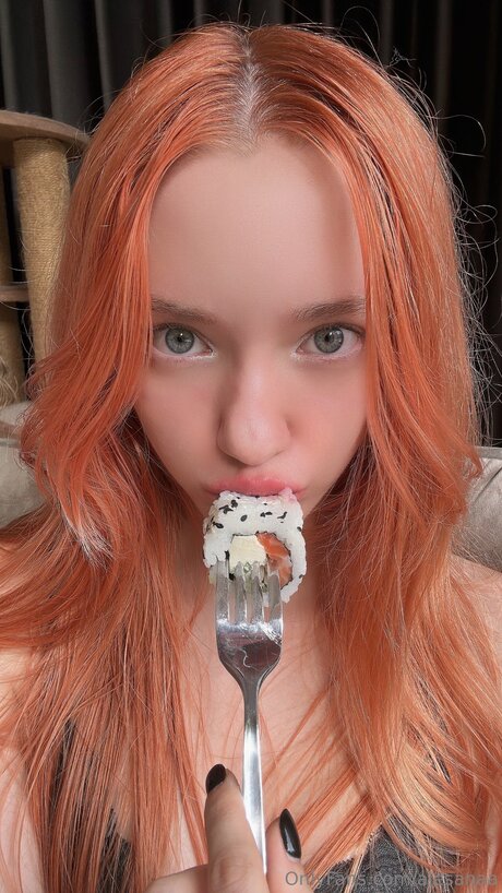 Alesanaa high quality model gallery