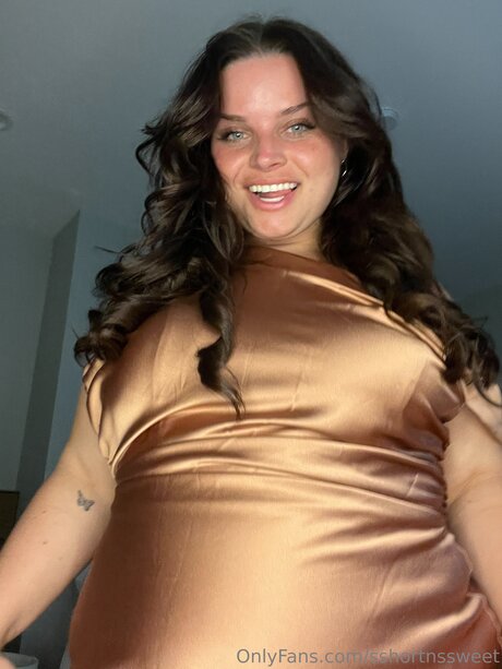 Sshortnssweet naked pornstar photo