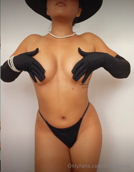 Criss Carpa high quality model pictures
