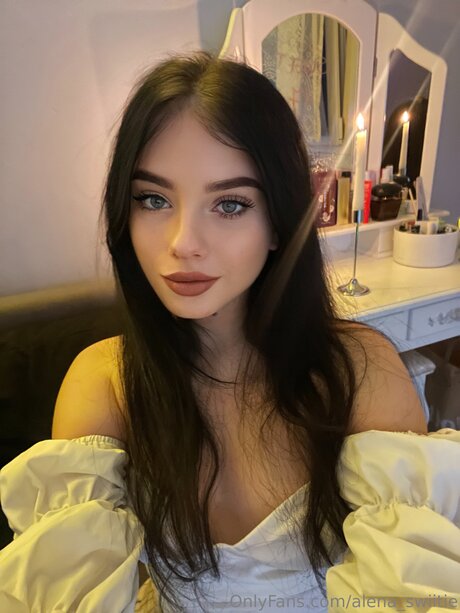 Alena Swiitie perfect star photo