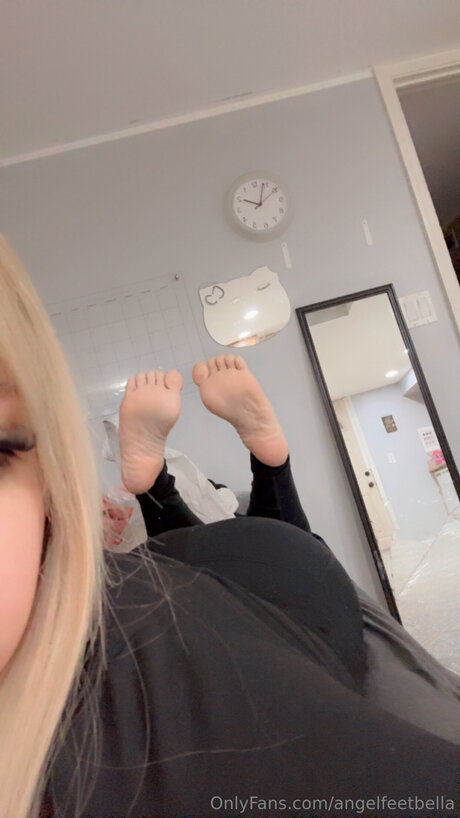 Angelfeetbella best actress pic