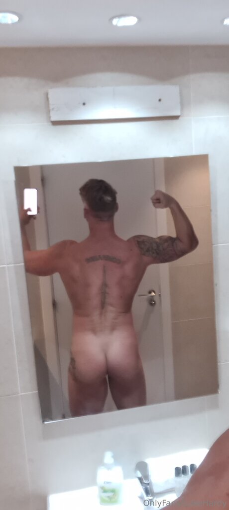 Lukehardy hot pornstar photo
