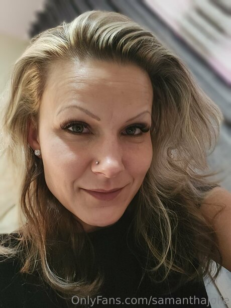 Samanthajolie pornographic star pics