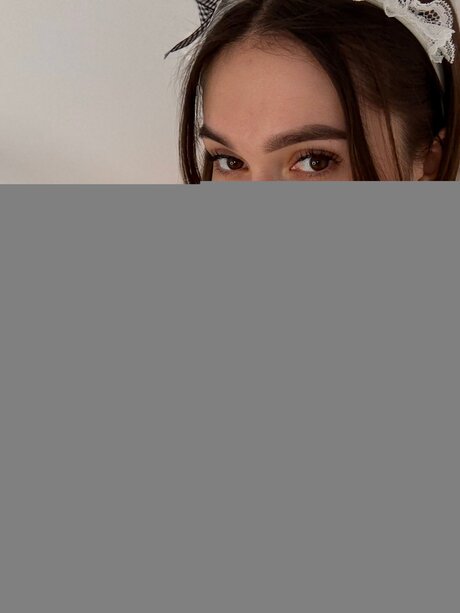 Eva Skyyy model sex galleries