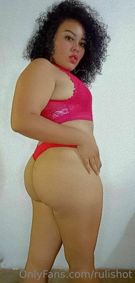 Rulishot xxx pornstar pic