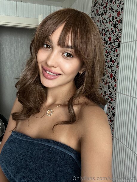 Vanessasol top actress image