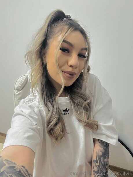 Ivylovellvip star nude photos