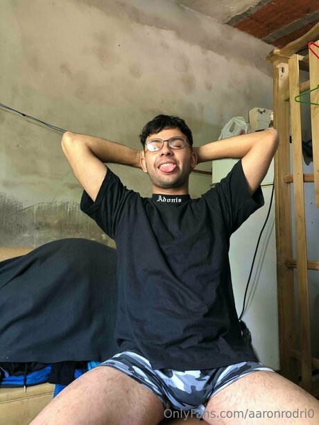 Aaronrodri0 nudes star pictures