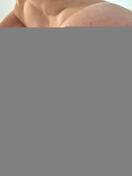 Zach21400 erotic model img