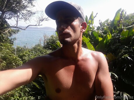 Fabrizz model nudes picture