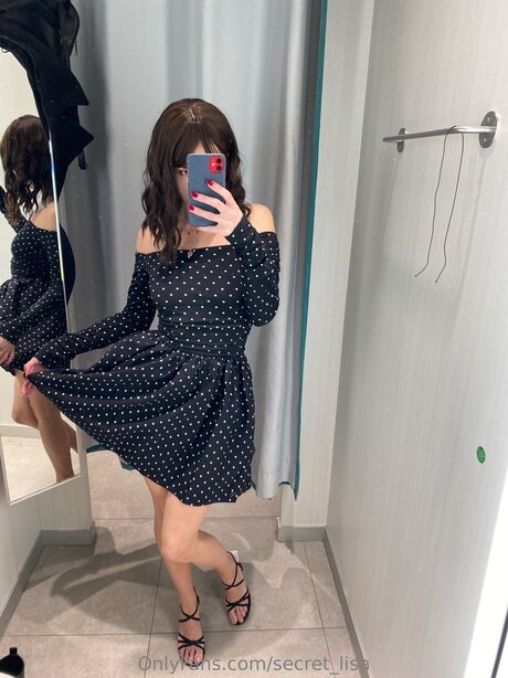 Secret Lisa model porn image
