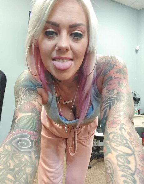 tattooedbarbie86 exclusive pornstar pics
